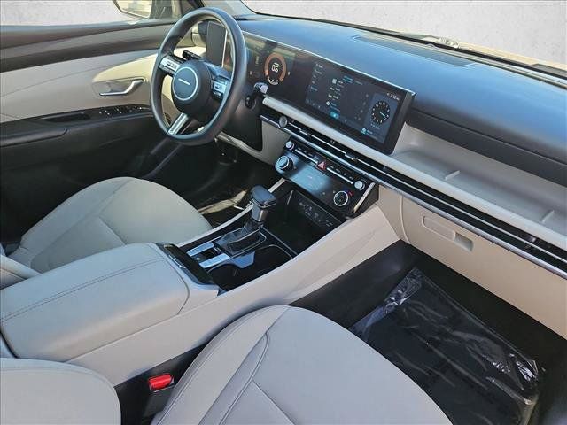 Used 2025 Hyundai Tucson SEL FWD image 26