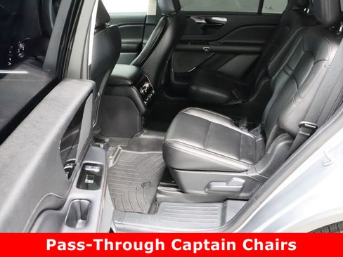 Used 2024 Lincoln Aviator 2WD w/ Premium Package image 31