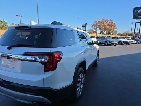 Used 2020 GMC Acadia SLT w/ Driver Alert Package II image 5