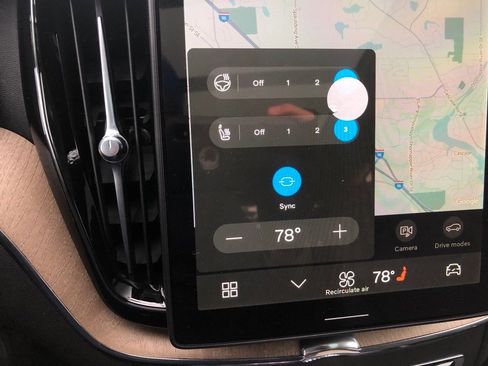 New 2026 Volvo XC60 B5 Plus w/ Protection Package Premier image 26