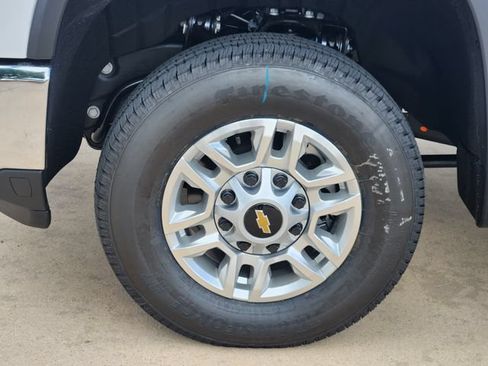 New 2026 Chevrolet Silverado 2500 W/T w/ WT/CX Safety Package AWD/4WD image 18
