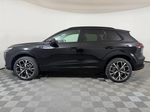 New 2026 Audi Q3 quattro 2.0T AWD/4WD image 2