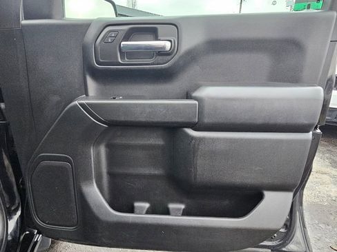 Used 2020 Chevrolet Silverado 1500 Custom w/ Custom Value Package image 25