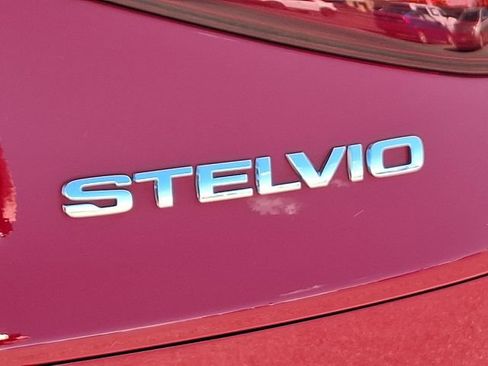 Used 2023 Alfa Romeo Stelvio Ti AWD/4WD image 33