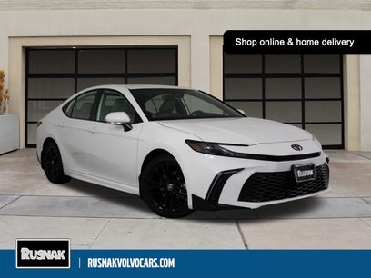 Used 2025 Toyota Camry SE