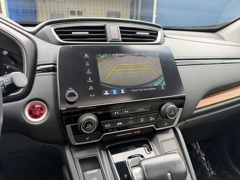 Used 2018 Honda CR-V Touring image 17