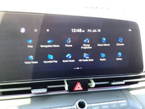 Used 2025 Hyundai Elantra SEL FWD image 43