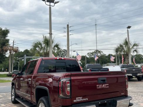 Used 2017 GMC Sierra 1500 SLT w/ SLT Premium Package image 6