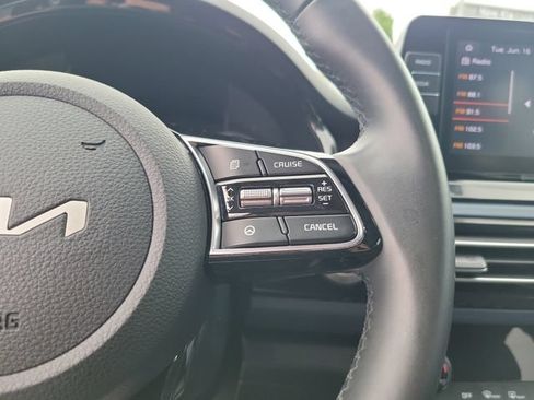 Certified 2023 Kia Seltos S FWD image 17