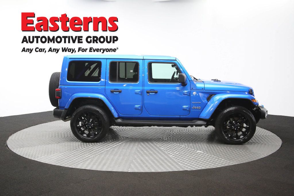 Used 2024 Jeep Wrangler Unlimited Sahara w/ Technology Group AWD/4WD image 49