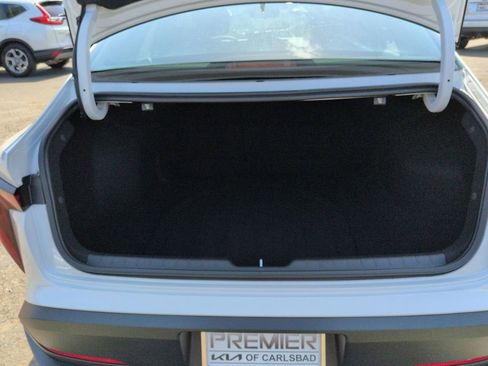 New 2026 Kia K4 FWD image 27