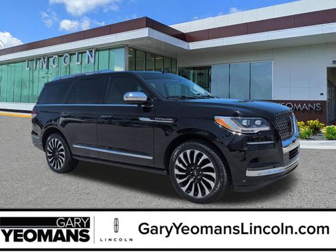 Certified 2023 Lincoln Navigator Black Label AWD/4WD image 1
