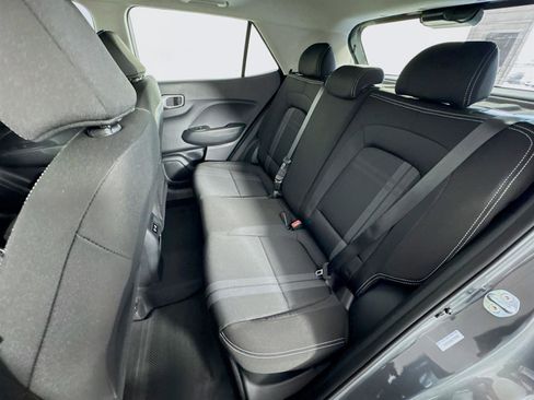 New 2025 Hyundai Venue SEL image 21