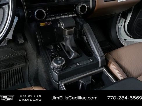 Used 2025 Toyota 4Runner Limited image 16