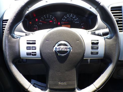 Used 2015 Nissan Frontier S w/ S Preferred Package RWD image 11