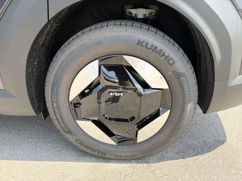 New 2026 Kia EV9 Light RWD image 26