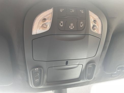 New 2026 Chrysler Pacifica Pinnacle image 48