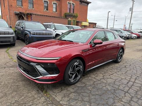 New 2026 Hyundai Sonata SEL FWD image 3