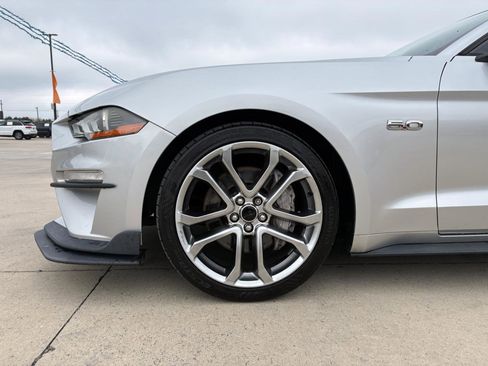 Used 2019 Ford Mustang GT Premium RWD image 7