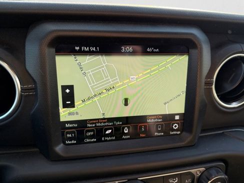 Used 2023 Jeep Wrangler Unlimited Sahara w/ Cold Weather Group image 14