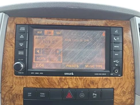 Used 2008 Jeep Grand Cherokee Limited w/ Trailer Tow Group IV RWD image 31