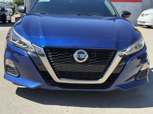 Used 2020 Nissan Altima 2.5 SR FWD image 23