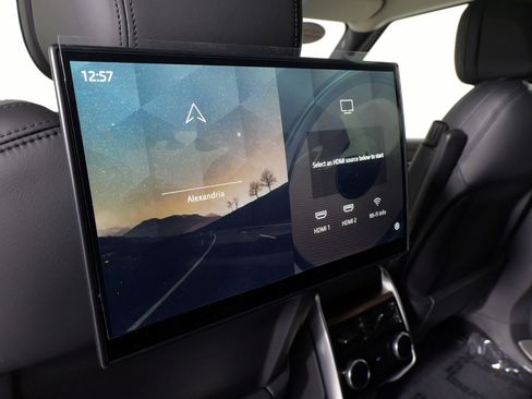 Used 2023 Land Rover Range Rover SE image 39