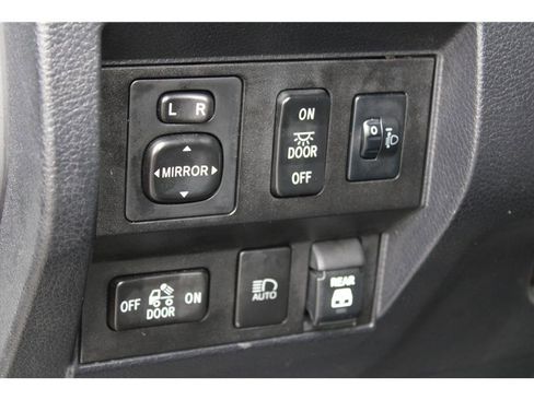 Used 2019 Toyota Tundra Limited image 14