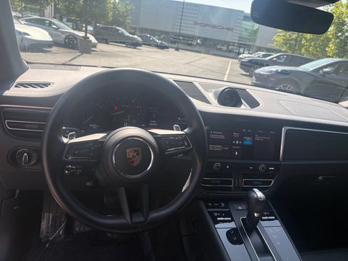 Used 2024 Porsche Macan GTS w/ Premium Plus Package AWD/4WD image 5