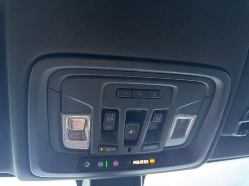 Used 2020 GMC Sierra 2500 AT4 w/ AT4 Premium Package image 27