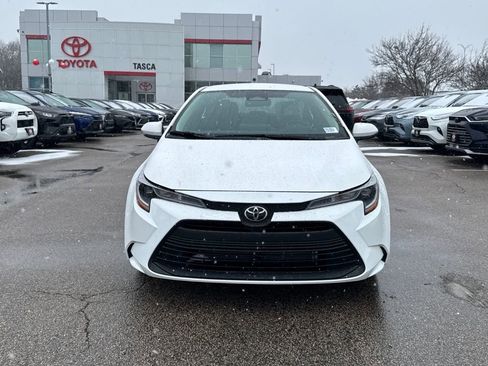 New 2026 Toyota Corolla LE image 2