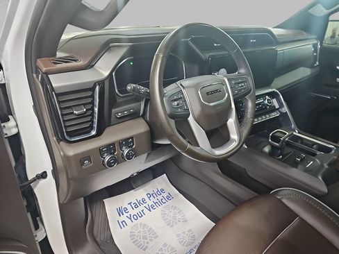 Certified 2024 GMC Sierra 1500 Denali w/ Denali Reserve Package AWD/4WD image 19
