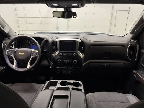 Used 2022 Chevrolet Silverado 1500 LT RWD image 14