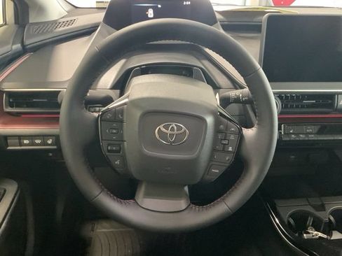 New 2026 Toyota Prius Plug-In Hybrid FWD image 13