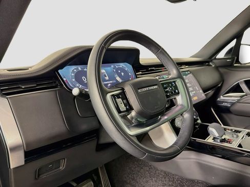 Certified 2023 Land Rover Range Rover SE AWD/4WD image 9