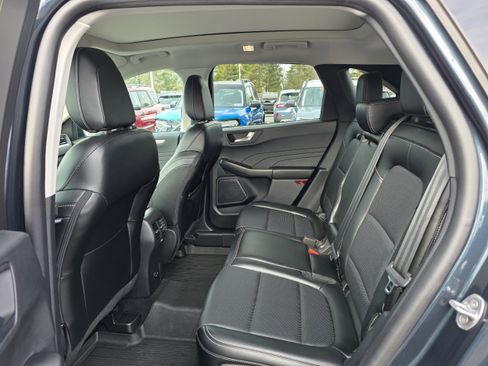 Certified 2022 Ford Escape SEL image 8