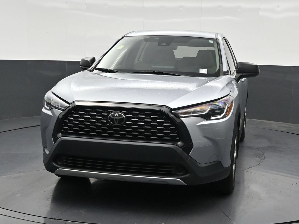 Used 2022 Toyota Corolla Cross L FWD image 9