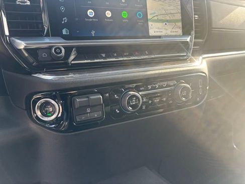 Used 2024 Chevrolet Silverado 2500 LTZ image 24