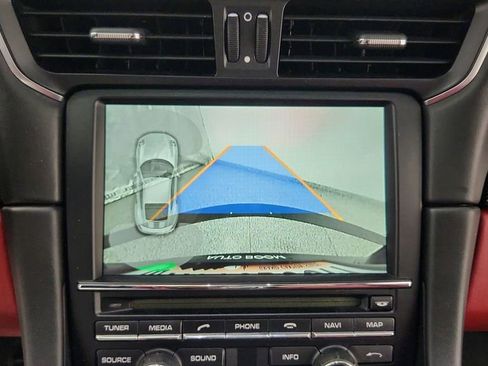 Used 2014 Porsche 911 Turbo S image 30