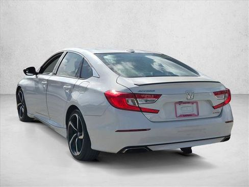 Used 2019 Honda Accord Sport image 7