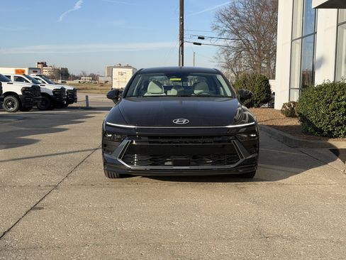 New 2026 Hyundai Sonata Blue image 12