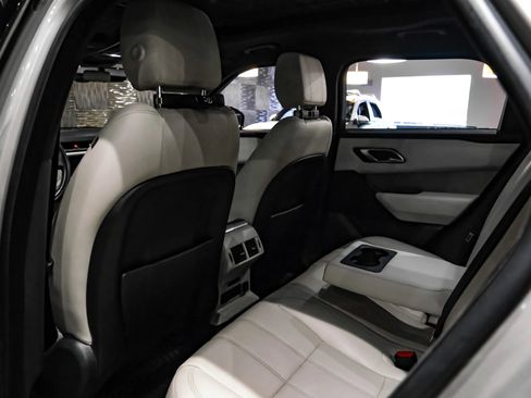 Used 2020 Land Rover Range Rover Velar R-Dynamic S AWD/4WD image 31