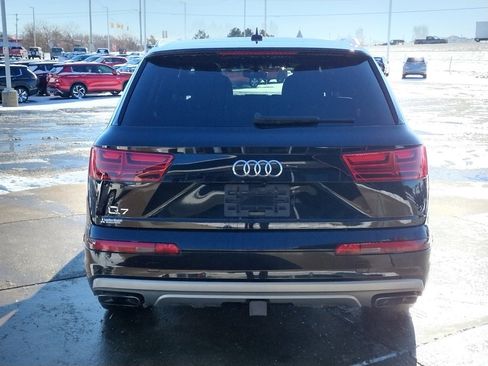 Used 2019 Audi Q7 3.0T Prestige w/ Prestige Package image 21