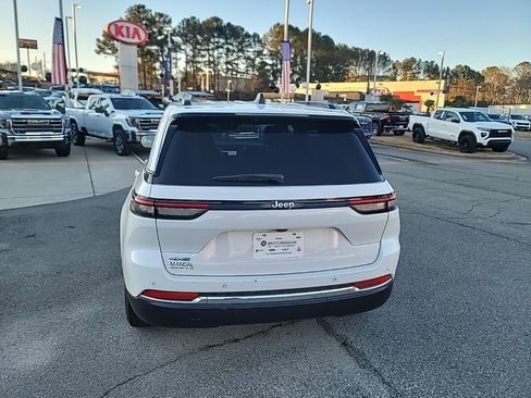 Used 2024 Jeep Grand Cherokee Limited 4xe image 6