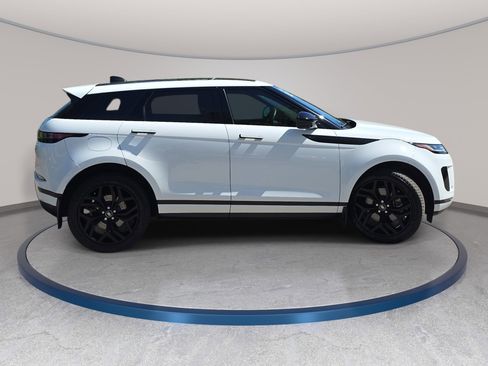 Certified 2023 Land Rover Range Rover Evoque SE AWD/4WD image 4