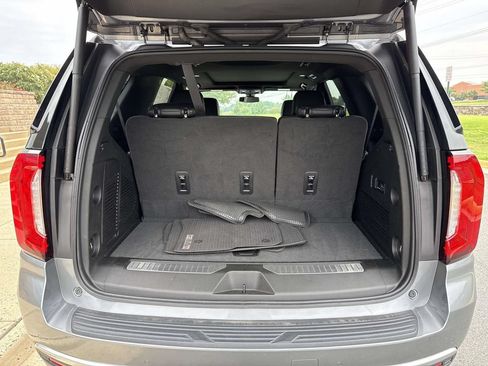 Used 2022 GMC Yukon Denali AWD/4WD image 25