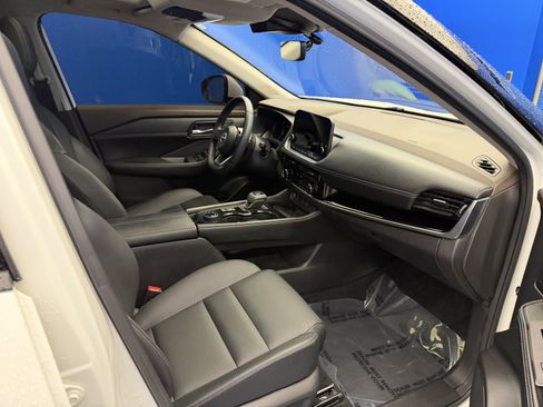 Used 2023 Nissan Rogue SL w/ SL Premium Package AWD/4WD image 24