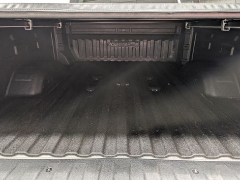 Used 2022 GMC Sierra 2500 AT4 w/ AT4 Premium Plus Package image 12