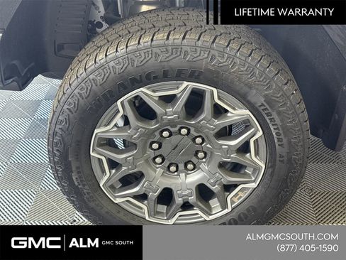 New 2026 GMC Hummer EV 4x4 Crew Cab image 19