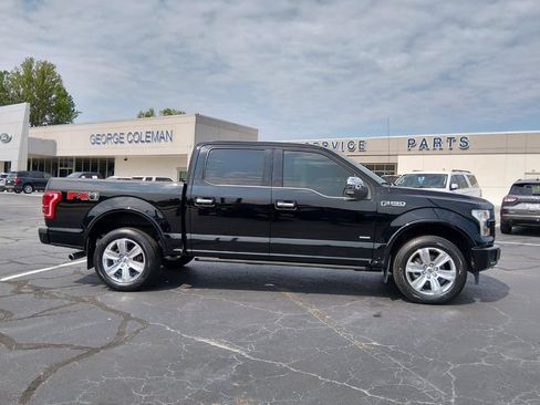 Used 2017 Ford F150 Platinum w/ Equipment Group 701A Luxury AWD/4WD image 3